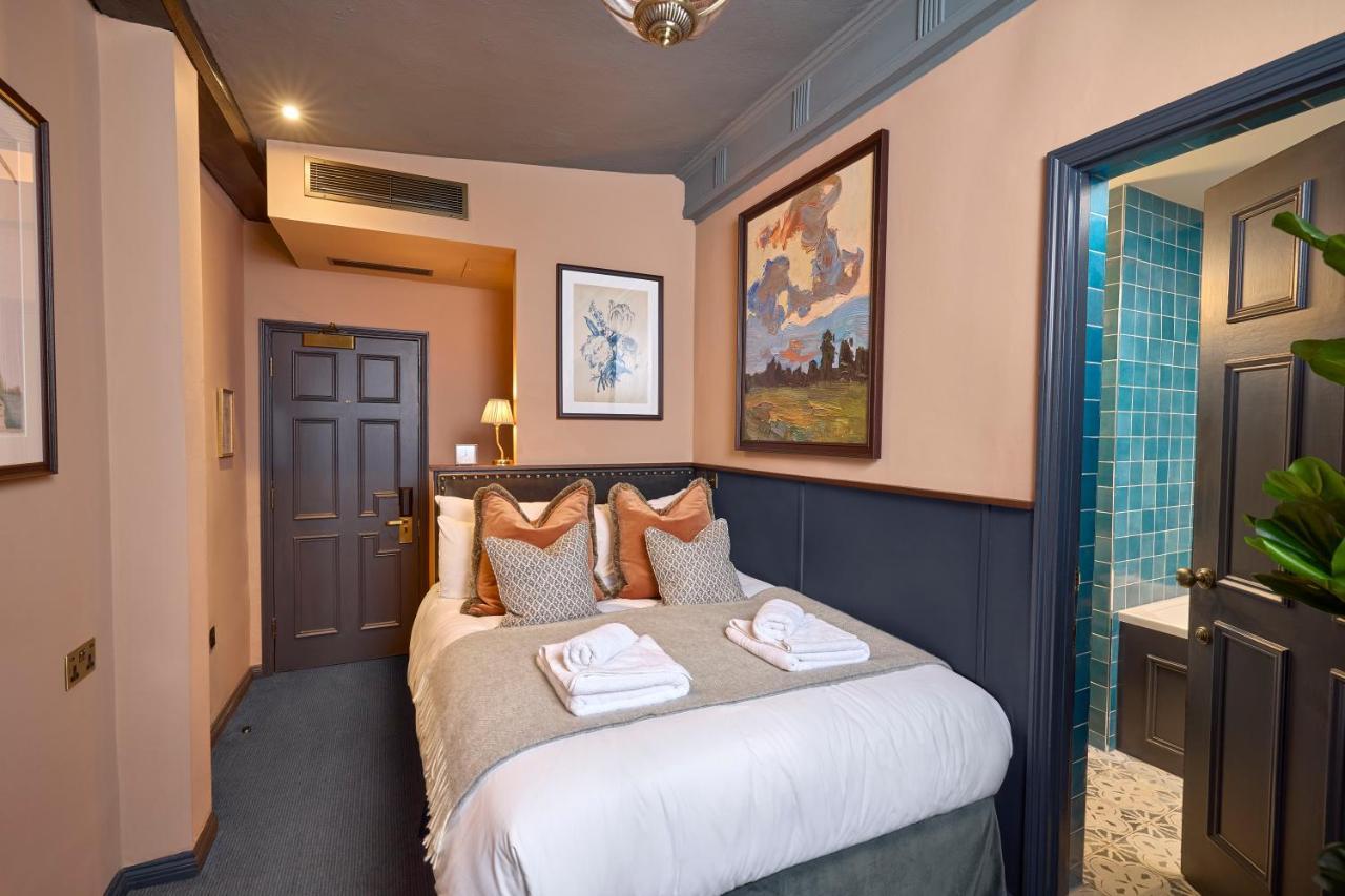 Salisbury Arms Hotel هيرتفورد المظهر الخارجي الصورة