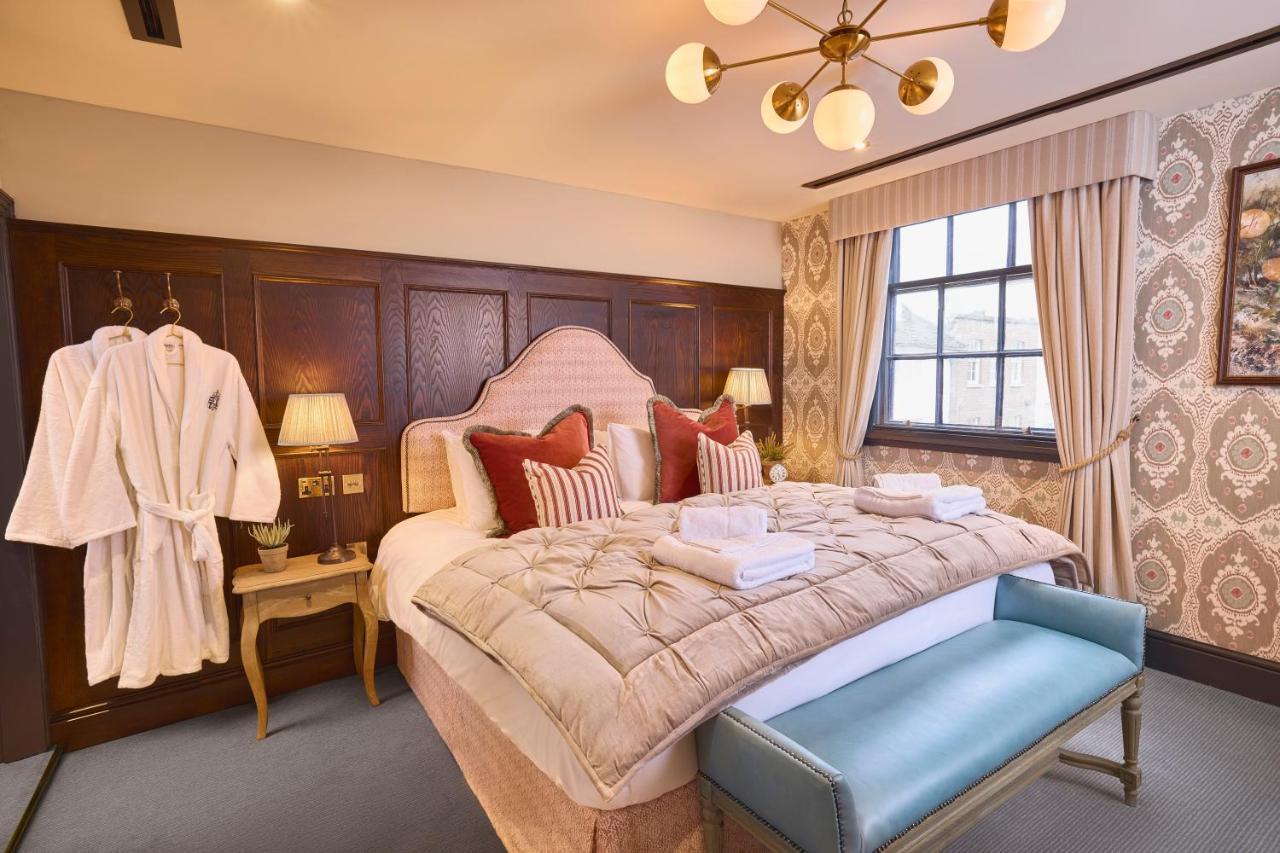 Salisbury Arms Hotel هيرتفورد المظهر الخارجي الصورة