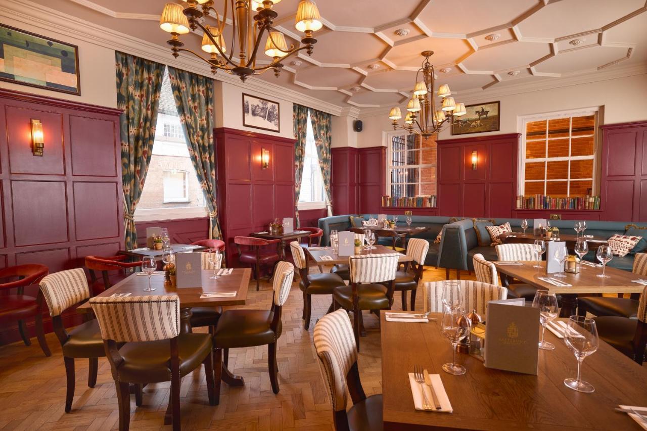 Salisbury Arms Hotel هيرتفورد المظهر الخارجي الصورة