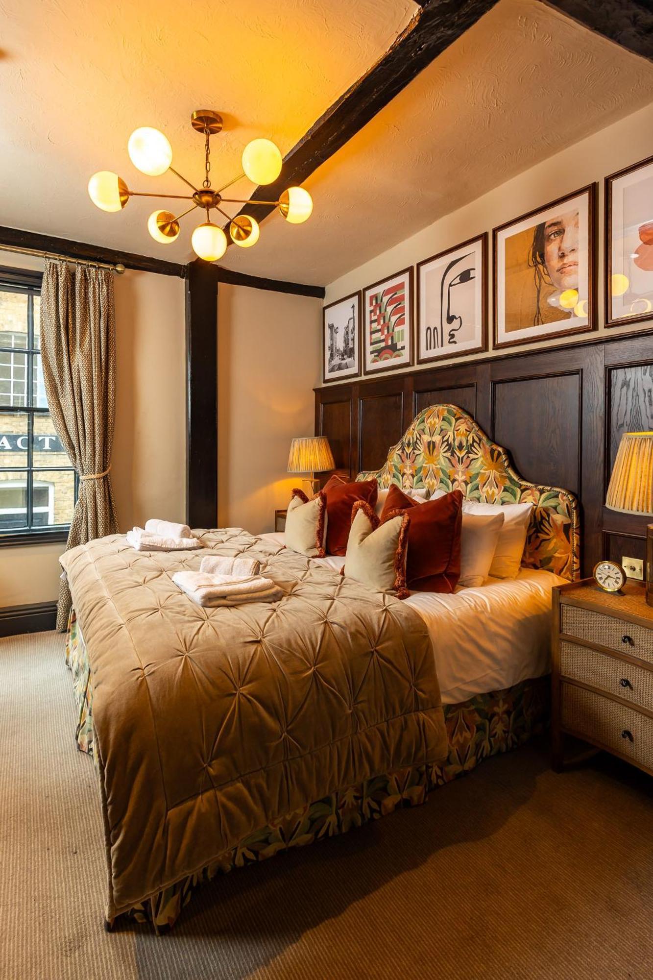 Salisbury Arms Hotel هيرتفورد المظهر الخارجي الصورة