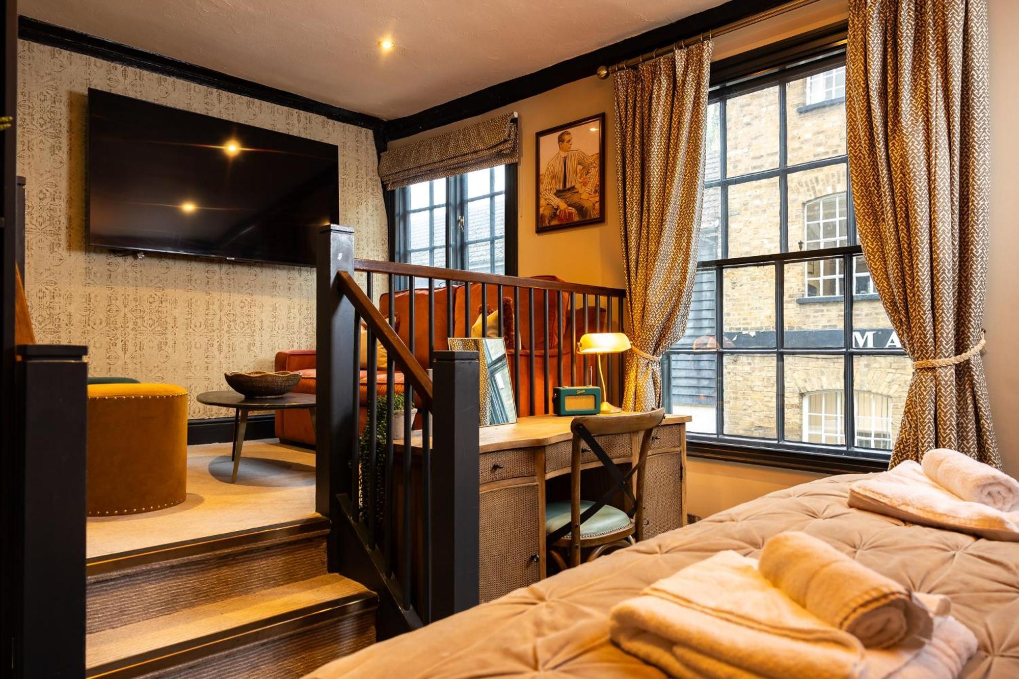 Salisbury Arms Hotel هيرتفورد المظهر الخارجي الصورة